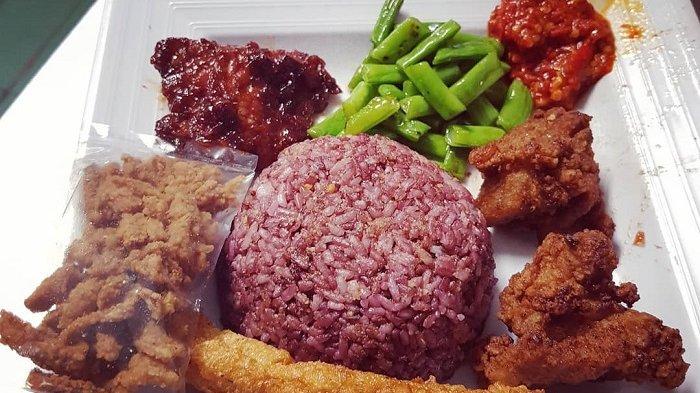 10 Kuliner Bandung Unik, Murah, dan Terpopuler / Instagram @nasi_kalong