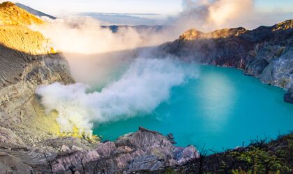 Pesona Keindahan Kawah Ijen yang Menarik Wisatawan untuk Berlibur