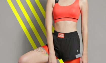 Tren Pakaian Olahraga yang Akan Membuat Anda Berkeringat