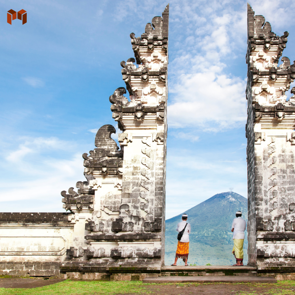 Candi Lempuyang Bali Sejarah Lokasi Dan Harga Tiket Masuk